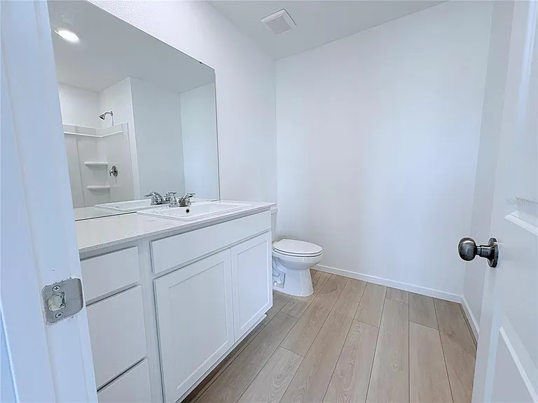866 Lynx St — Photo 18