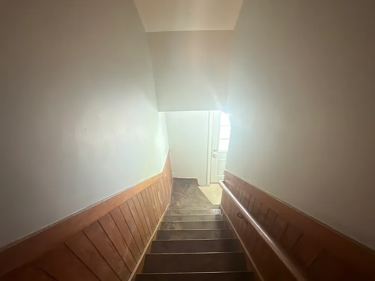 20-22 Florence St #3 — Photo 12