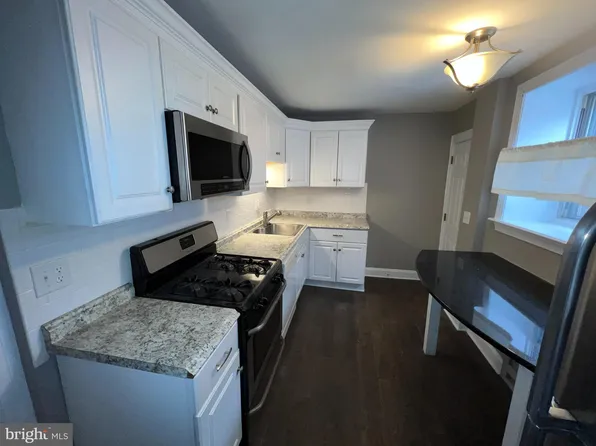 569 E Main St, Norristown, PA 19401