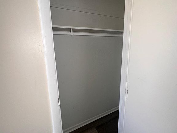 4th image of 3547 Harvey Ave #2117