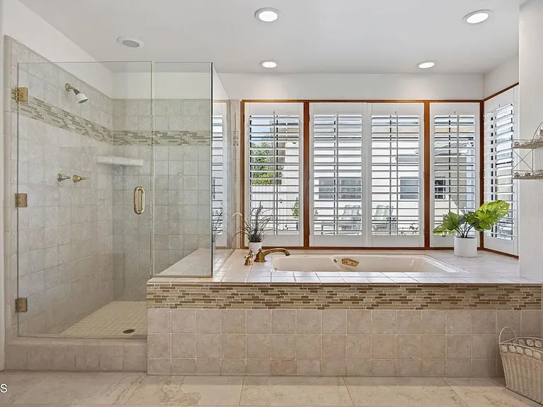 10995 Alto Ct — Photo 23