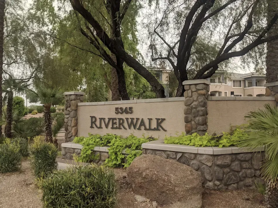 5345 E Van Buren St #350