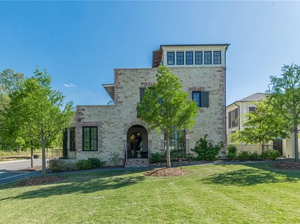 290 Guild Ln, Fayetteville, GA 30214