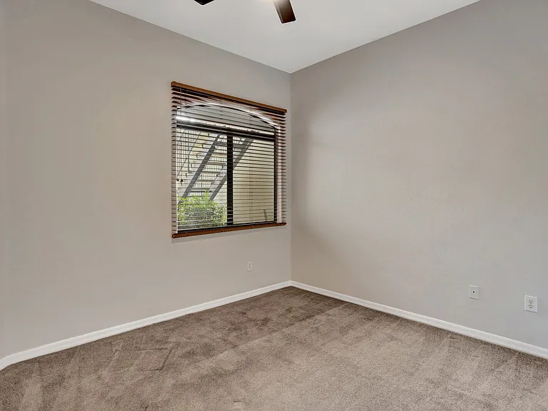 4533 N 22nd St #128 — Photo 14