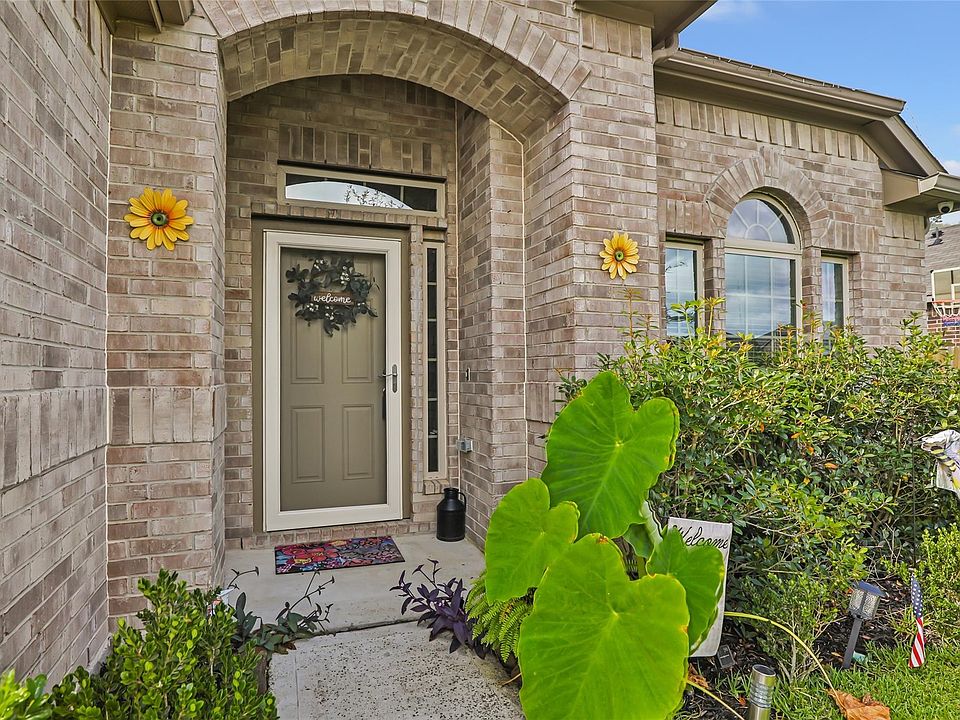 1st image of 26328 Cooperstown Way