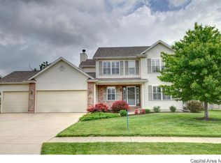 403 Piazza Ln, Chatham, IL 62629