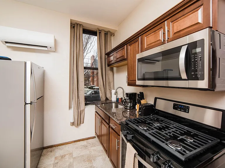 1100 Allegheny Ave — Photo 7