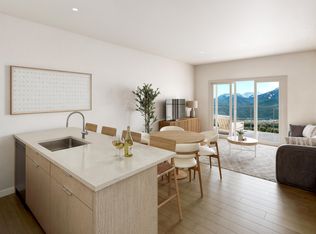 1050 Finch Dr #308, Squamish, BC V8B0S9