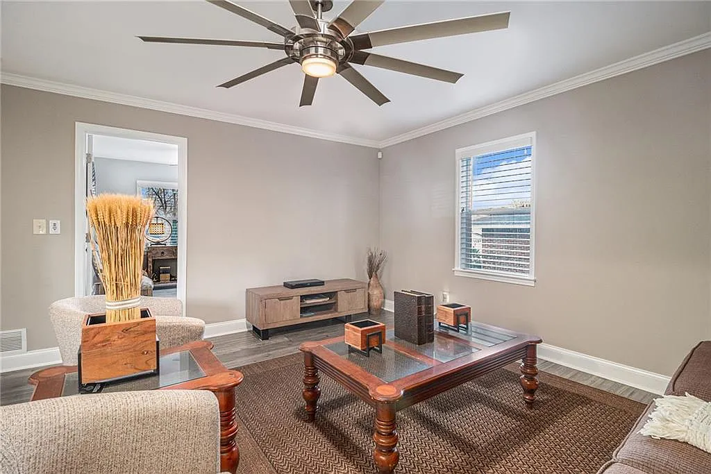 4181 Liffey Ln — Photo 3