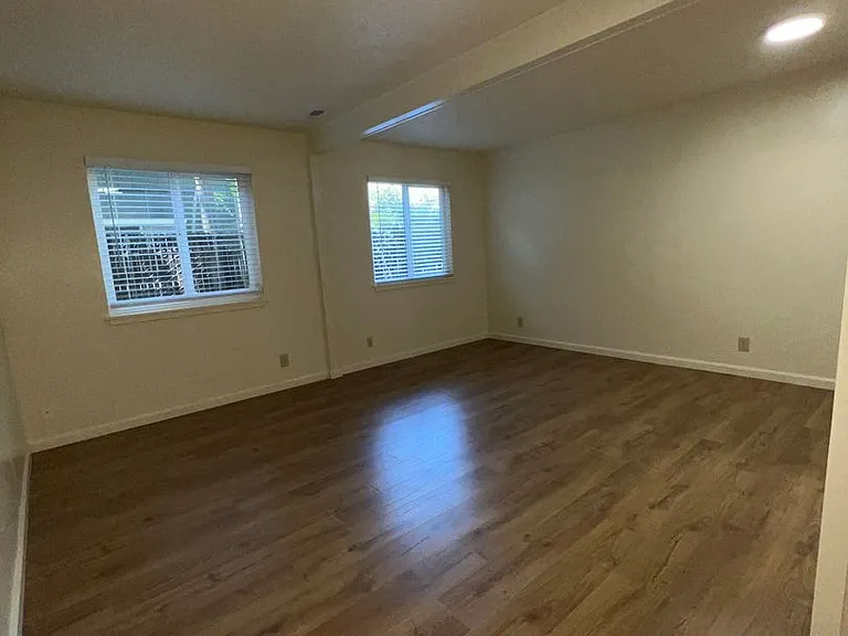The Loft Apartments — Photo 68