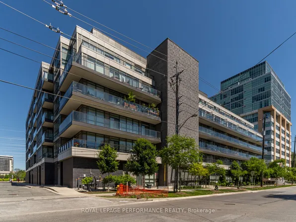 8 Fieldway Rd #103, Toronto, ON M8Z 0C3
