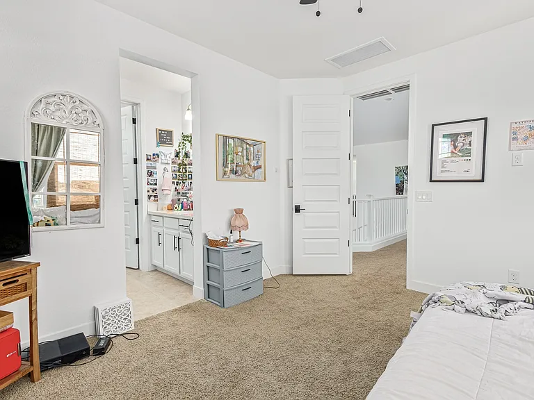 21040 E Carriage Way — Photo 14