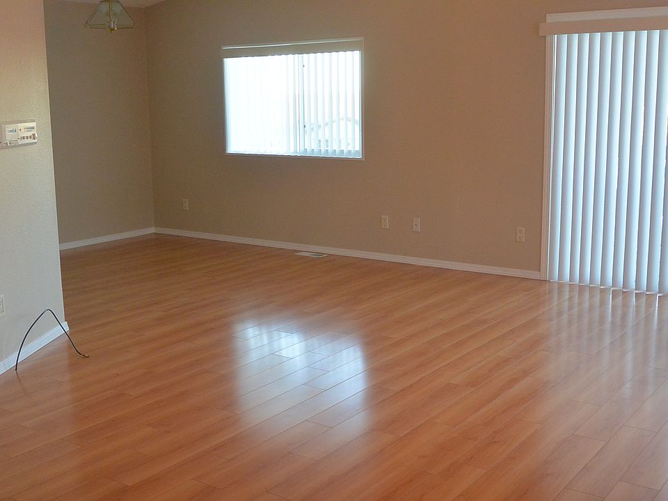 1st image of 607 Lonetree Ln