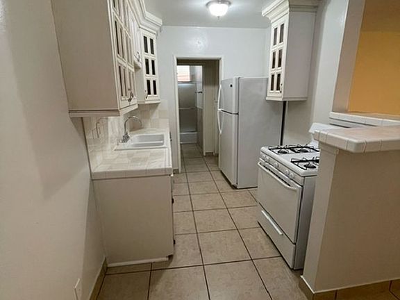 5th image of 5505 Cherry Ave APT 5