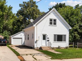 1084 Shawano Ave, Green Bay, WI 54303