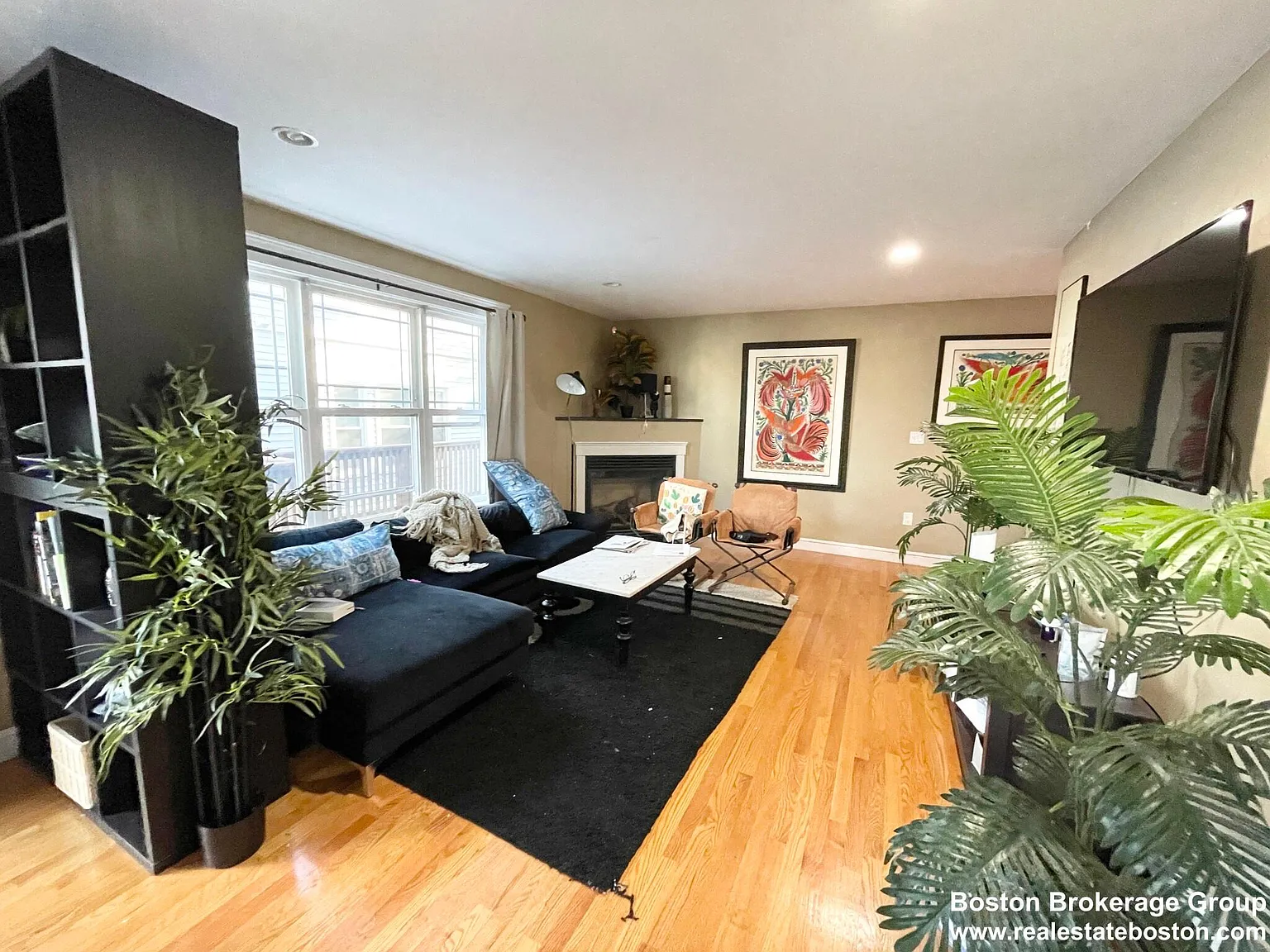 25 Iroquois St — Photo 1