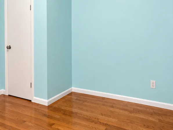 238 Bayview Ave Floor 2, Jersey City, NJ 07305