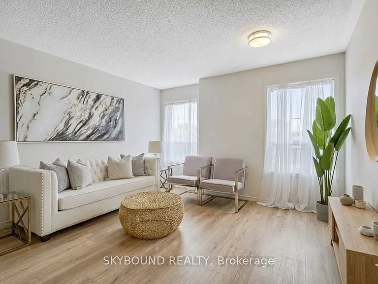 35 Sunrise Dr — Photo 3