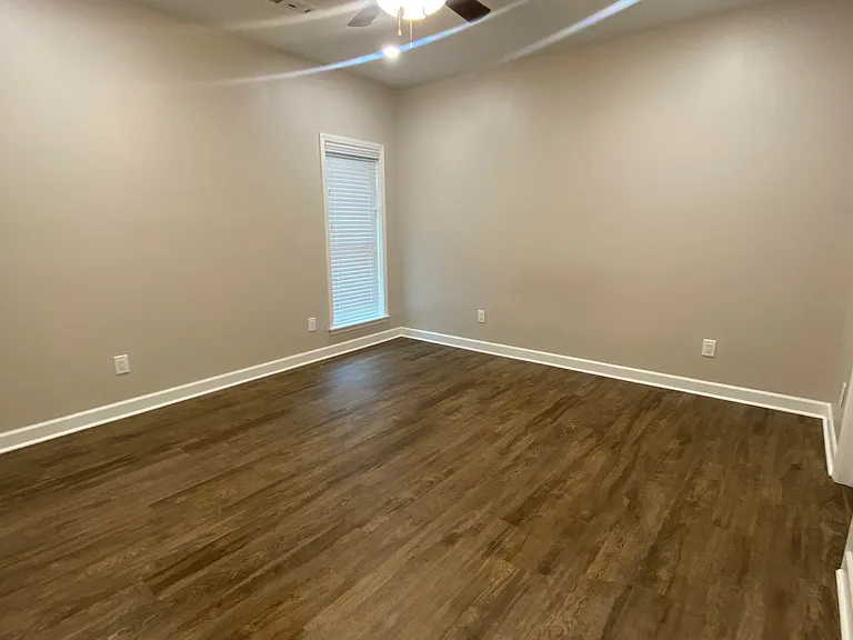 2548 Garden Dr — Photo 6