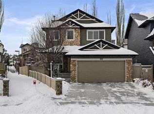 169 Panamount Grn NW, Calgary, AB T3K 5R6