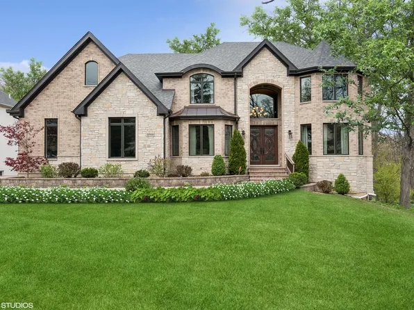 3708 Douglas Rd, Downers Grove, IL 60515