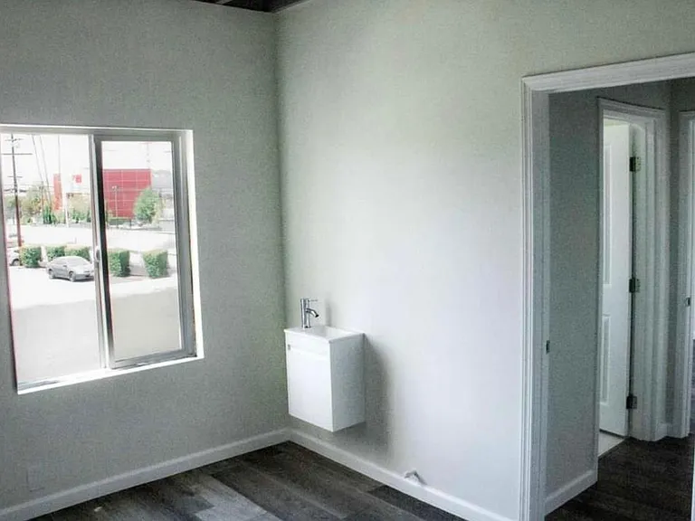 1141 N Mission Rd #30 — Photo 9