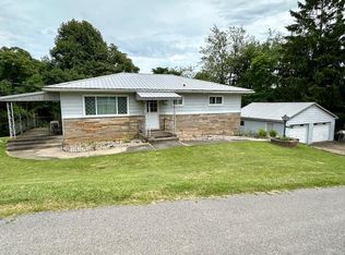 144 Crestview Ln, Moundsville, WV 26041