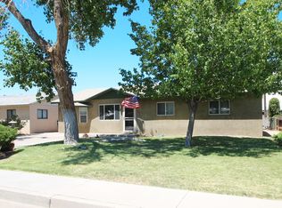 517 Sandia Rd NW, Albuquerque, NM 87107
