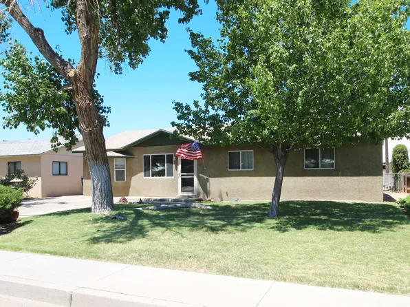 517 Sandia Rd NW, Albuquerque, NM 87107