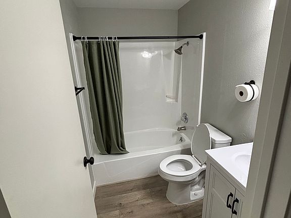 4th image of 1100 NE Keyes Rd #1100