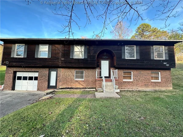 194 Crooked Creek Rd, Scott Depot, WV 25560