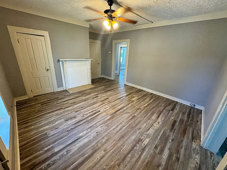 74 Martin Luther King Jr Dr — Photo 2