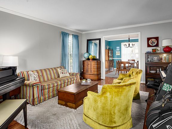 4th image of 322 Nottingham Rd