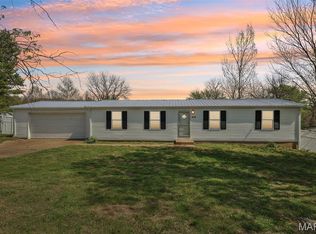 641 Carolee Ct, Villa Ridge, MO 63089