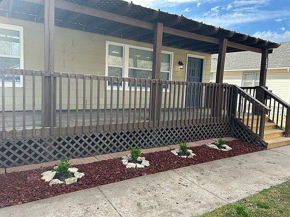 2nd image of 1841 N Jeanette Ave
