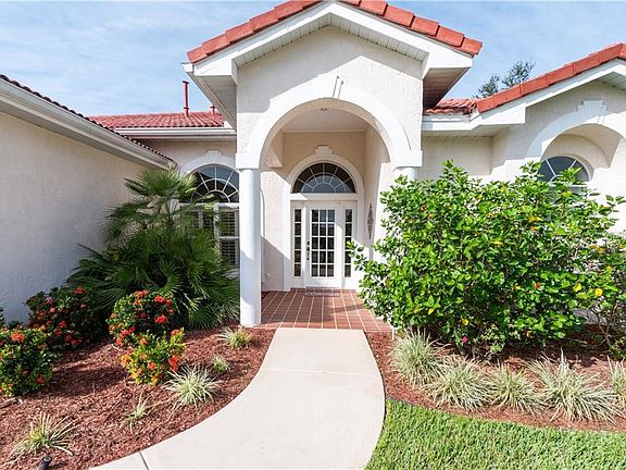 4th image of 534 Greenway Dr