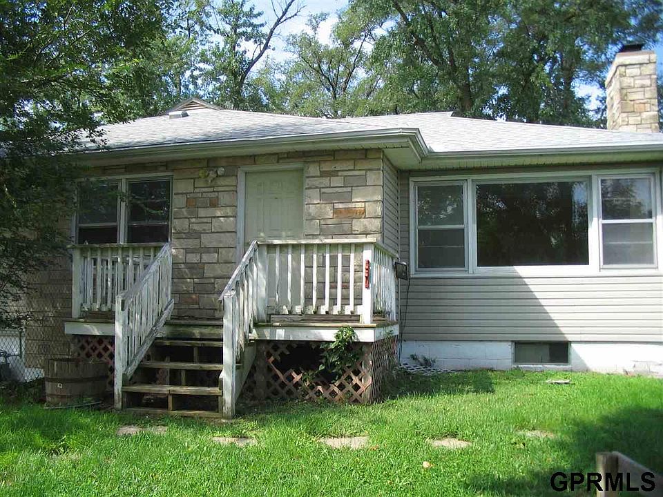 1st image of 1036 Parkway Dr