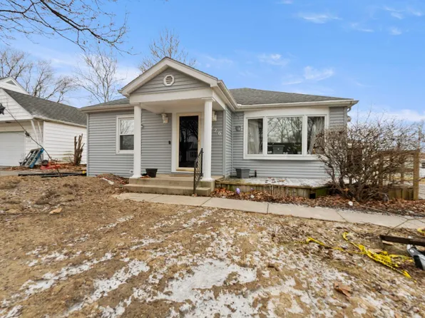 2126 Medford Dr, Fort Wayne, IN 46803
