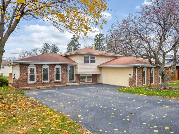 4940 Francisco Ave, Downers Grove, IL 60515