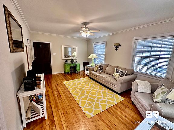 5th image of 214 Upham St Unit 17D