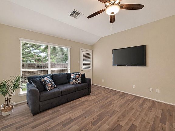 4th image of 19410 Cypress Rose Ct