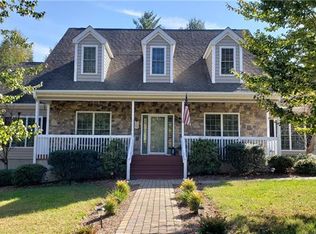 300 Jubilation Dr, Hendersonville, NC 28791