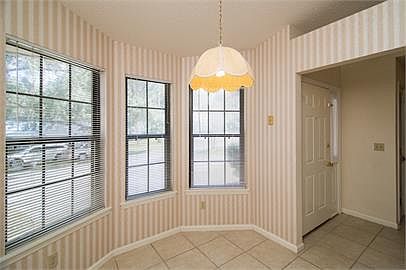 5th image of 1550 Coombs Dr #B