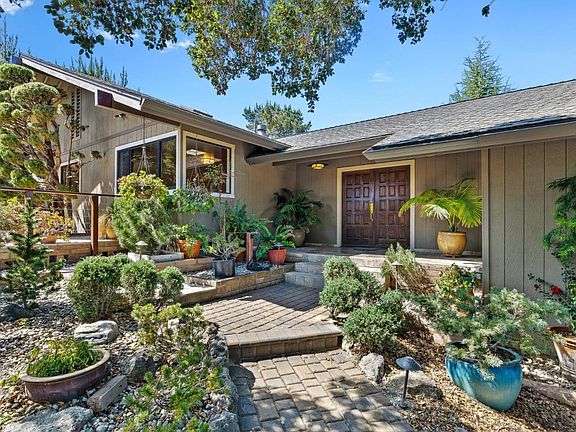 5th image of 17 Calera Canyon Rd