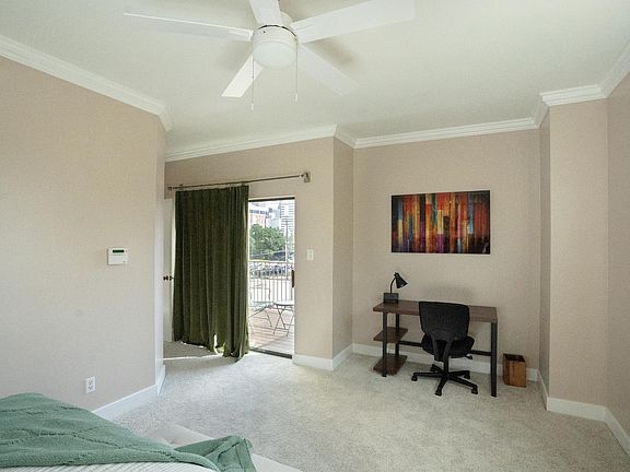 5th image of 2301 Crawford St