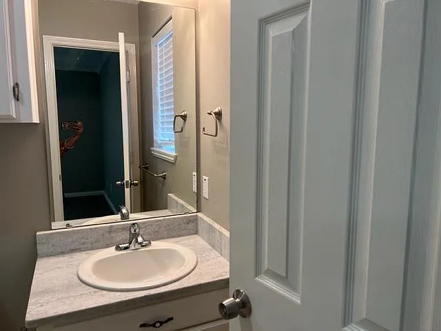 3628 Andrea St — Photo 13