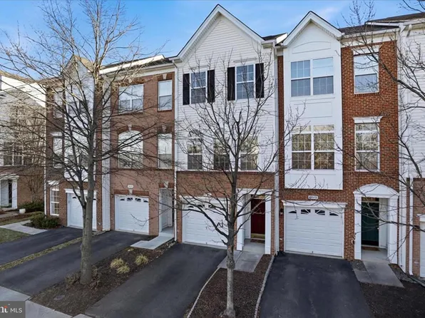 20432 Homeland Ter, Ashburn, VA 20147
