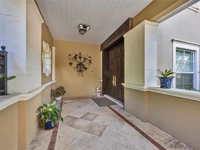 6200 Granada Blvd — Photo 4