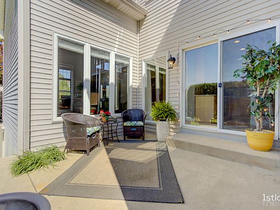 5th image of 119 Windstone Dr