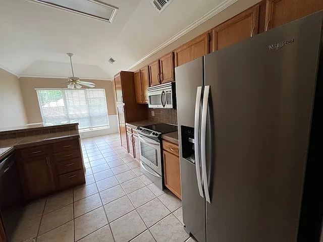 3117 Campus Cir — Photo 8